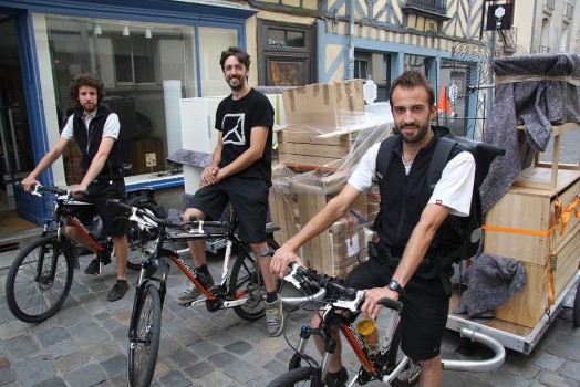 Les déménageurs à vélo dans la ville de Rennes